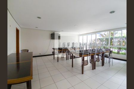 Apartamento à venda com 94m², 3 quartos e 2 vagas Apartamento à venda com 94m², 3 quartos e 2 vagasÁrea comum - Salão de festas