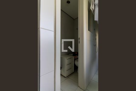 Apartamento à venda com 94m², 3 quartos e 2 vagas Apartamento à venda com 94m², 3 quartos e 2 vagasBanheiro de serviço