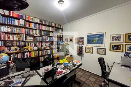 Casa à venda com 250m², 5 quartos e 2 vagasQuarto 2