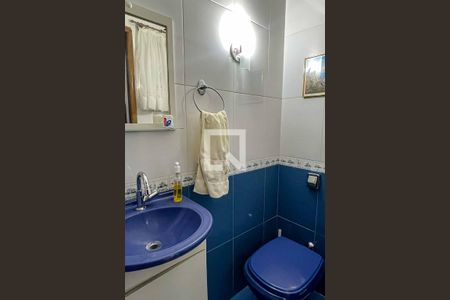 Casa à venda com 250m², 5 quartos e 2 vagasBanheiro 2