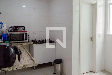 Apartamento à venda com 120m², 2 quartos e 2 vagas Apartamento à venda com 120m², 2 quartos e 2 vagasCozinha