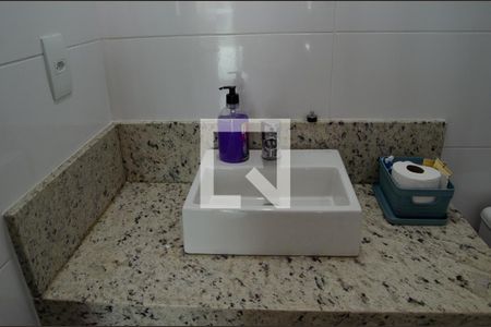 Apartamento à venda com 120m², 2 quartos e 2 vagas Apartamento à venda com 120m², 2 quartos e 2 vagasBanheiro da Suíte 1