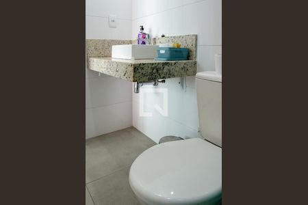 Apartamento à venda com 120m², 2 quartos e 2 vagas Apartamento à venda com 120m², 2 quartos e 2 vagasBanheiro da Suíte 1