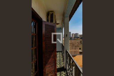 Casa à venda com 292m², 3 quartos e 4 vagas Casa à venda com 292m², 3 quartos e 4 vagasSacada