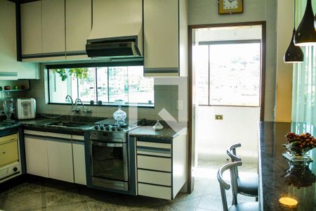 Casa à venda com 292m², 3 quartos e 4 vagas Casa à venda com 292m², 3 quartos e 4 vagasCozinha