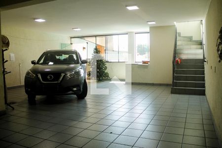 Casa à venda com 292m², 3 quartos e 4 vagas Casa à venda com 292m², 3 quartos e 4 vagasGaragem