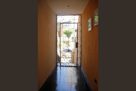 Casa à venda com 292m², 3 quartos e 4 vagas Casa à venda com 292m², 3 quartos e 4 vagasCorredor