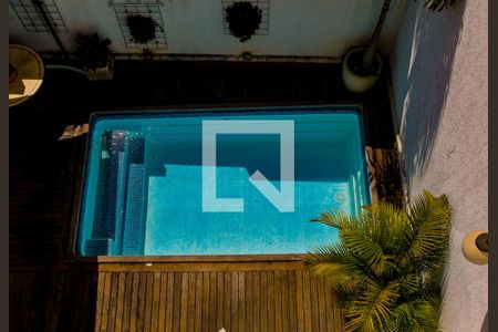 Casa à venda com 292m², 3 quartos e 4 vagas Casa à venda com 292m², 3 quartos e 4 vagasVista da Sacada