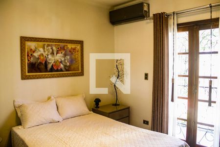 Casa à venda com 292m², 3 quartos e 4 vagas Casa à venda com 292m², 3 quartos e 4 vagasSuíte