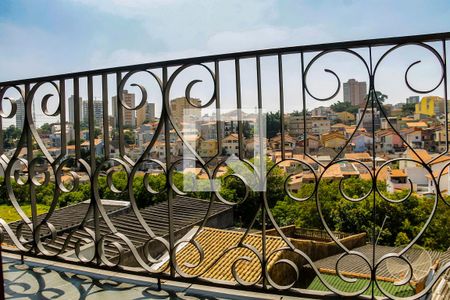 Casa à venda com 292m², 3 quartos e 4 vagas Casa à venda com 292m², 3 quartos e 4 vagasSacada