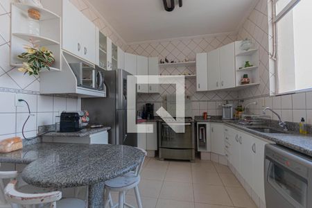 Apartamento à venda com 156m², 3 quartos e 1 vaga Apartamento à venda com 156m², 3 quartos e 1 vagaCozinha