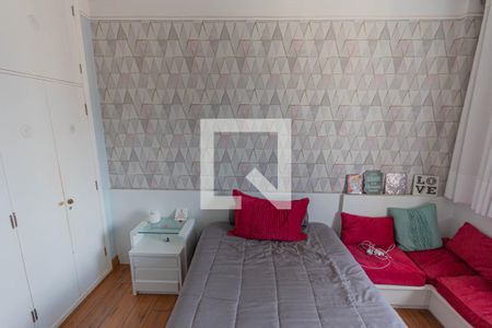 Apartamento à venda com 156m², 3 quartos e 1 vaga Apartamento à venda com 156m², 3 quartos e 1 vagaQuarto 1