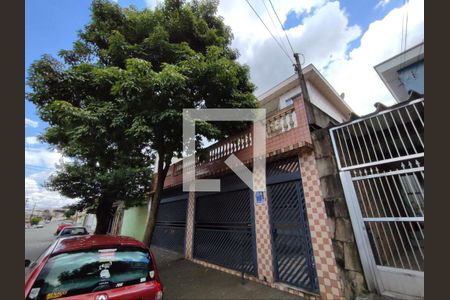 Casa à venda com 464m², 5 quartos e 4 vagas Casa à venda com 464m², 5 quartos e 4 vagasFachada