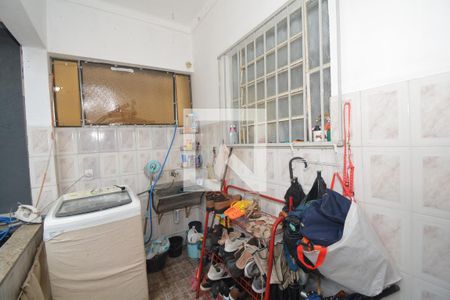 Casa à venda com 70m², 2 quartos e 6 vagasÁrea de Serviço da casa 1