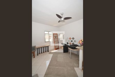 Casa à venda com 70m², 2 quartos e 6 vagasSala/Cozinha da Casa 2