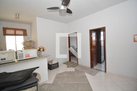 Casa à venda com 70m², 2 quartos e 6 vagasSala/Cozinha da Casa 2