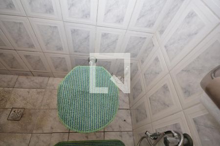 Casa à venda com 70m², 2 quartos e 6 vagasBanheiro da Casa 1