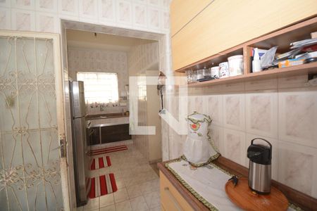 Casa à venda com 70m², 2 quartos e 6 vagasCozinha da Casa 1