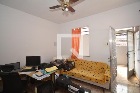 Casa à venda com 70m², 2 quartos e 6 vagasSuíte 2 da Casa 2