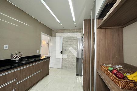 Casa à venda com 180m², 3 quartos e 3 vagasCozinha