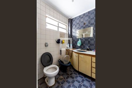 Apartamento à venda com 210m², 3 quartos e 2 vagas Apartamento à venda com 210m², 3 quartos e 2 vagasBanheiro da Suite