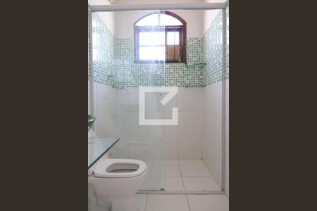 Casa à venda com 180m², 3 quartos e 2 vagasBanheiro do Quarto 1