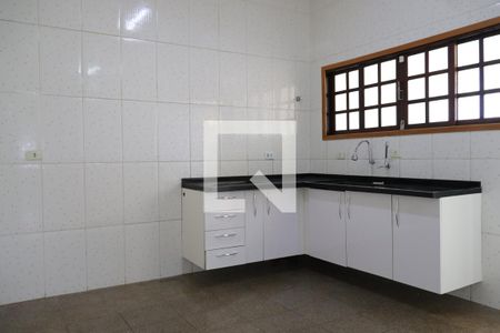 Casa à venda com 180m², 3 quartos e 2 vagasCozinha