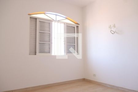 Casa à venda com 180m², 3 quartos e 2 vagasQuarto 3