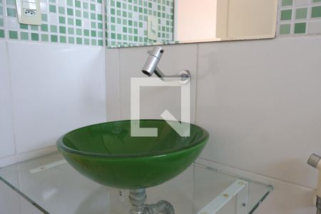 Casa à venda com 180m², 3 quartos e 2 vagasBanheiro do Quarto 1