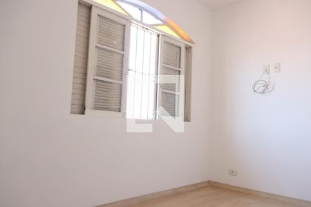 Casa à venda com 180m², 3 quartos e 2 vagasQuarto 2