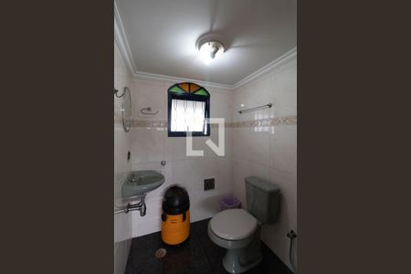 Casa à venda com 400m², 4 quartos e sem vaga Casa à venda com 400m², 4 quartos e sem vagaBanheiro do Terraço