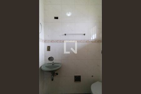 Casa à venda com 400m², 4 quartos e sem vaga Casa à venda com 400m², 4 quartos e sem vagaBanheiro da Suíte 1