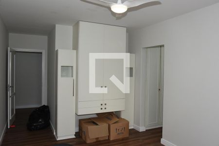 Apartamento à venda com 305m², 4 quartos e 4 vagasSuíte 3