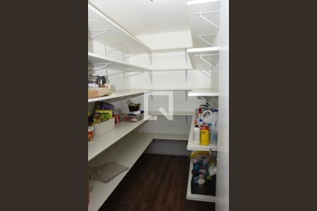 Apartamento à venda com 305m², 4 quartos e 4 vagasDetalhe da area de serviço