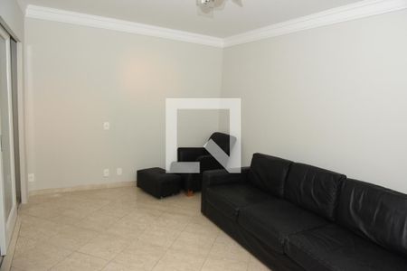 Apartamento à venda com 305m², 4 quartos e 4 vagasSala de TV