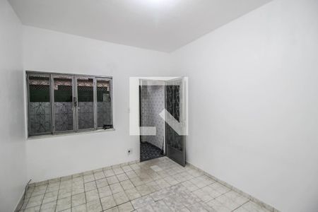 Sala de casa para alugar com 3 quartos, 133m² em Vila Emil, Mesquita