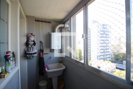 Apartamento à venda com 107m², 3 quartos e 1 vagaÁrea de Serviço