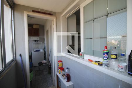 Apartamento à venda com 107m², 3 quartos e 1 vagaÁrea de Serviço