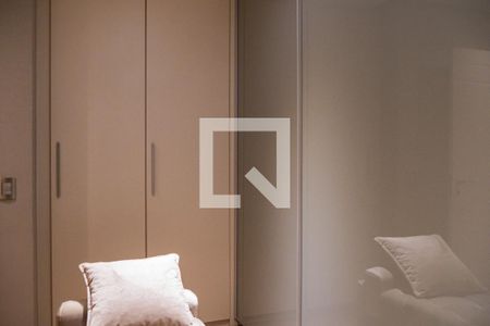 Apartamento à venda com 197m², 3 quartos e 4 vagasCloset - Suíte 3 