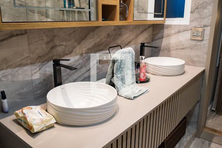 Apartamento à venda com 197m², 3 quartos e 4 vagasBanheiro da Suíte 3