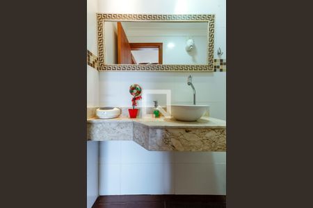 Casa à venda com 175m², 2 quartos e 2 vagasBanheiro do Espaço Gourmet