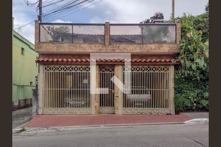 Casa à venda com 175m², 2 quartos e 2 vagasFachada