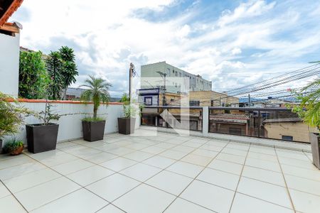 Casa à venda com 175m², 2 quartos e 2 vagasVaranda