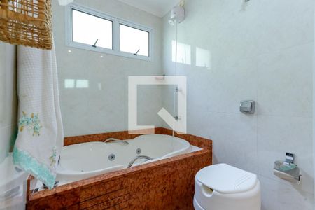 Casa à venda com 175m², 2 quartos e 2 vagasBanheiro Quartos 1 e 2