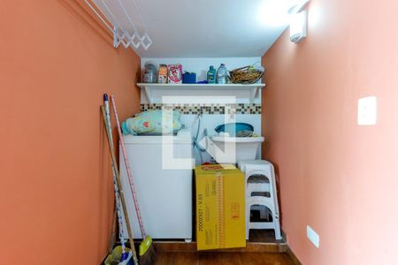 Casa à venda com 175m², 2 quartos e 2 vagasÁrea de Serviço