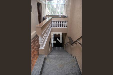 Casa à venda com 240m², 5 quartos e 3 vagas Casa à venda com 240m², 5 quartos e 3 vagasHall entrada