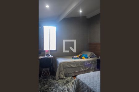 Casa à venda com 240m², 5 quartos e 3 vagas Casa à venda com 240m², 5 quartos e 3 vagasQuarto 5