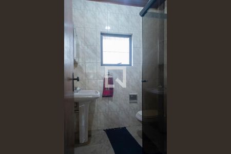 Casa à venda com 240m², 5 quartos e 3 vagas Casa à venda com 240m², 5 quartos e 3 vagasBanheiro salão