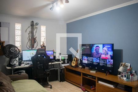 Casa à venda com 240m², 5 quartos e 3 vagas Casa à venda com 240m², 5 quartos e 3 vagasSala edicula