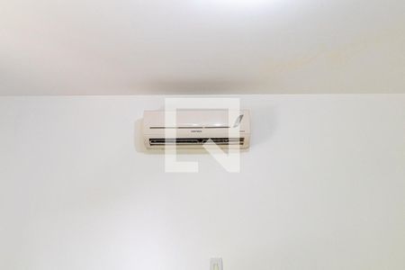 Casa de condomínio à venda com 170m², 3 quartos e 3 vagas Casa de condomínio à venda com 170m², 3 quartos e 3 vagasSuite